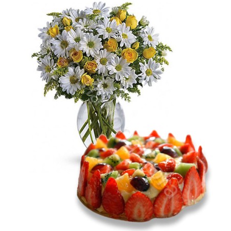 Torta alla Frutta con Bouquet di Margherite e Roselline