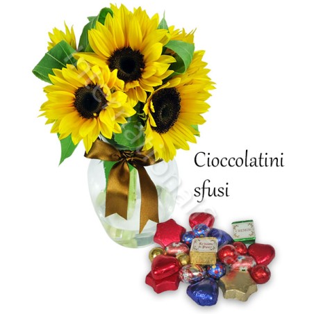 Bouquet di tre Girasoli con Cioccolatini sfusi