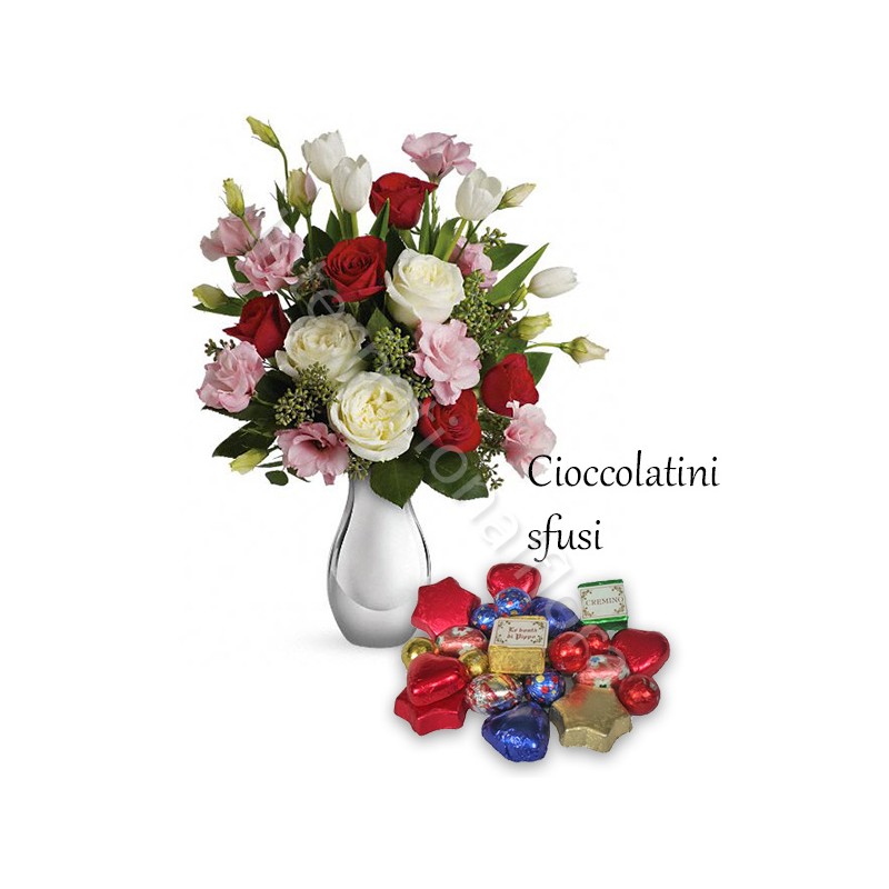 Bouquet di Roselline delicate con Cioccolatini sfusi