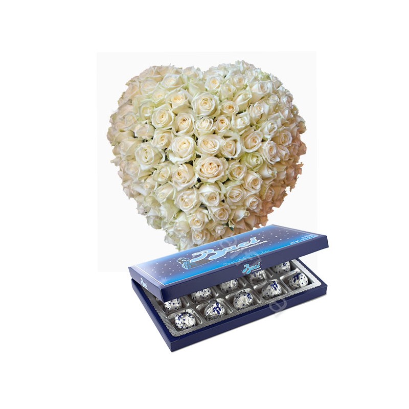 Cuore di 100 Rose bianche con Baci Perugina internationalflora.com